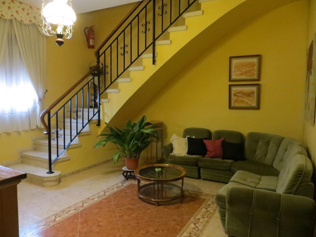 Hostal Restaurante Reina El Tejar Екстер'єр фото